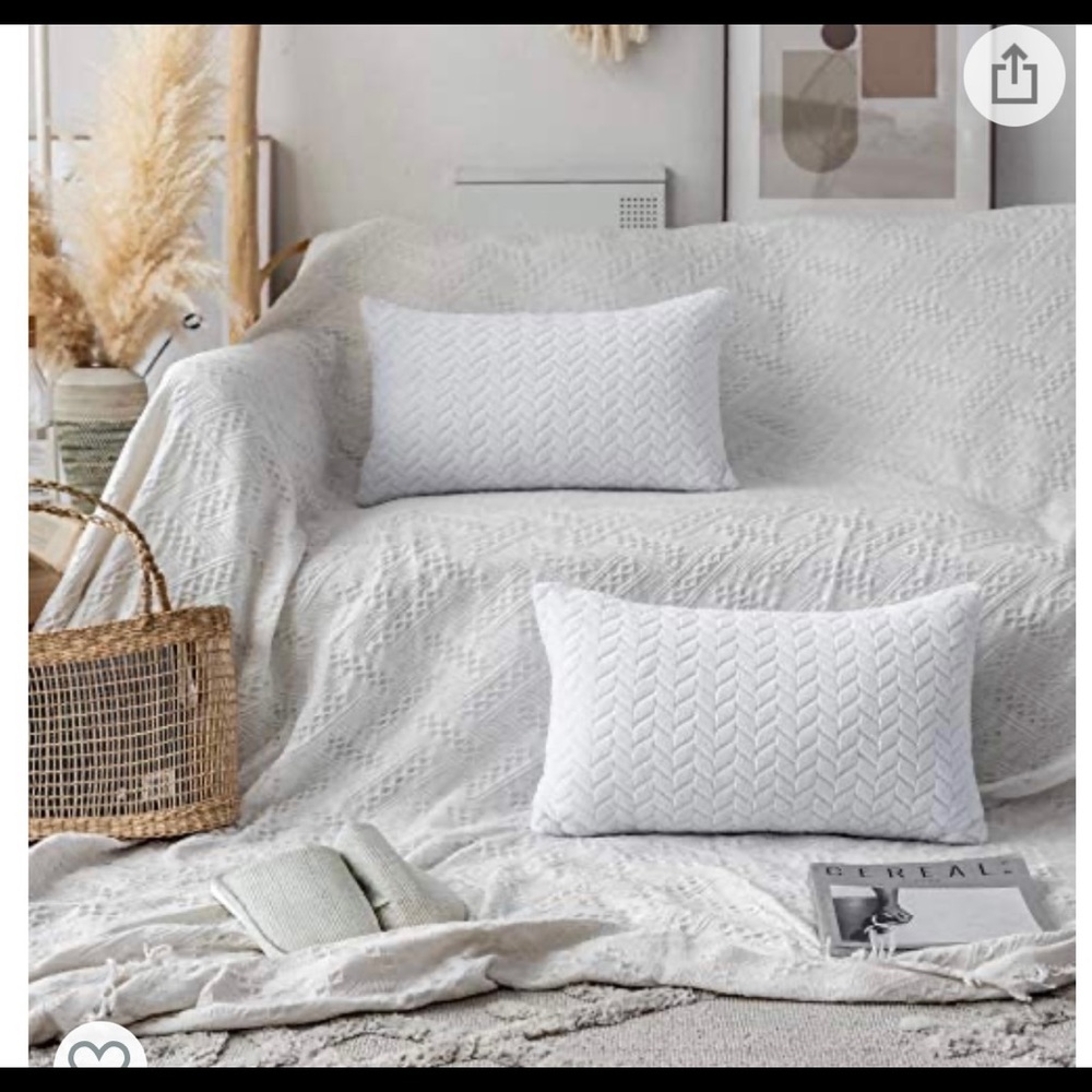 Light grey pillow case cover - Picture 2 of 4